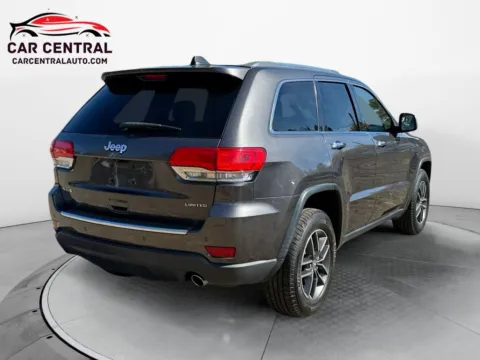 More photos of 2017 Jeep Grand Cherokee Limited at Car Central Wallingford, CT