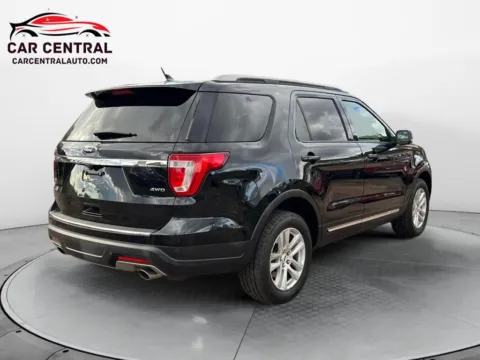 More photos of 2018 Ford Explorer XLT at Car Central Wallingford, CT