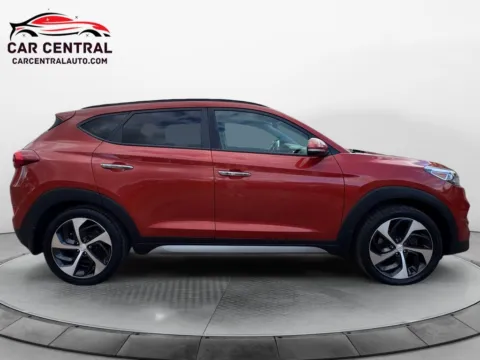 More photos of 2017 Hyundai Tucson Limited at Car Central Wallingford, CT