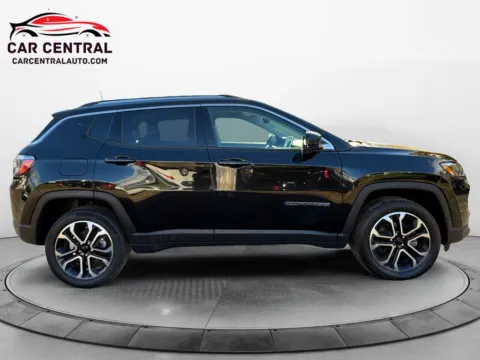 More photos of 2022 Jeep Compass Limited at Car Central Wallingford, CT