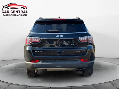 More photos of 2022 Jeep Compass Limited at Car Central Wallingford, CT