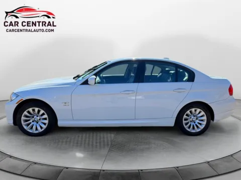 Photos of 2009 BMW 3 Series 328i xDrive for sale in Wallingford, CT at Car Central Wallingford