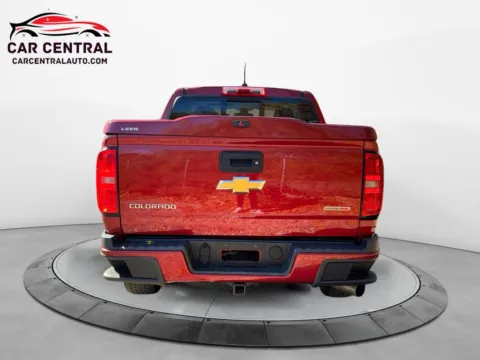 More photos of 2016 Chevrolet Colorado Z71 at Car Central Wallingford, CT