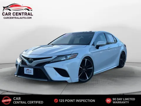 White 2018 Toyota Camry XSE for sale in Milford, CT