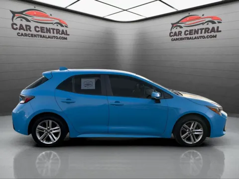 More photos of 2021 Toyota Corolla Hatchback SE at Car Central Milford, CT