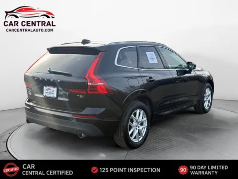 More photos of 2018 Volvo XC60 T5 Momentum at Car Central Milford, CT