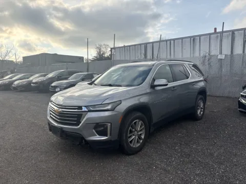 2023 Chevrolet Traverse LT Cloth for sale in Milford, CT