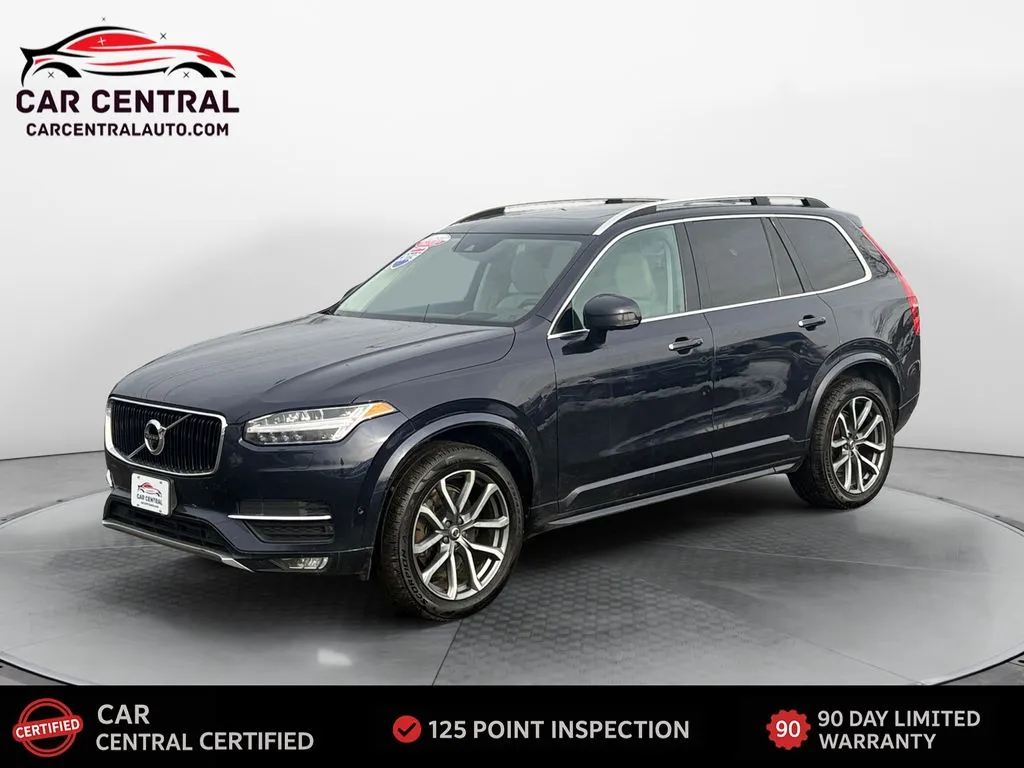 2019 Volvo XC90 Momentum's photo
