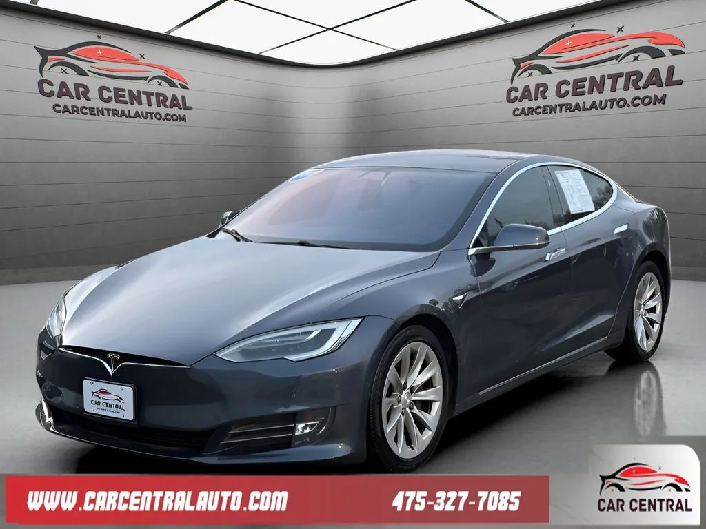 2017 Tesla Model S 90D's photo