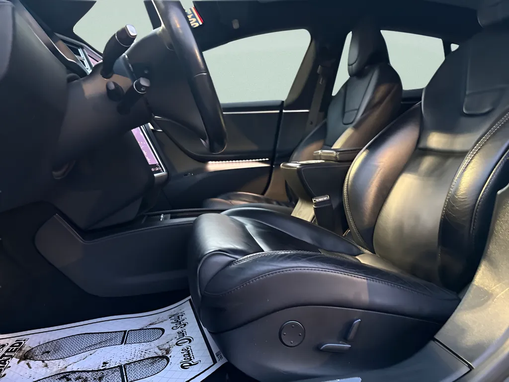 2017 Tesla Model S 90D - Photo 19
