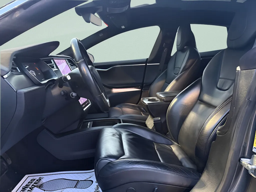 2017 Tesla Model S 90D - Photo 10