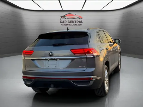 More photos of 2021 Volkswagen Atlas Cross Sport 3.6L V6 SEL at Car Central Milford, CT