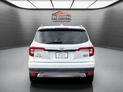 More photos of 2020 Honda Pilot Touring at Car Central Milford, CT