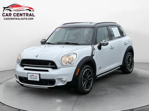 White 2016 MINI Cooper S Countryman for sale in Milford, CT