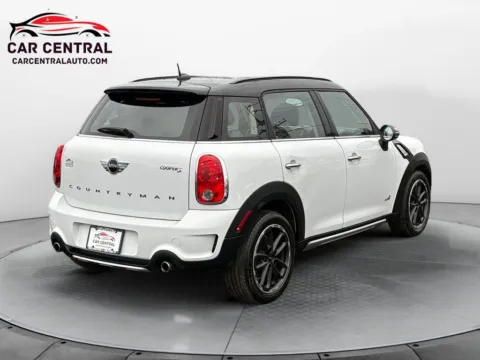 More photos of 2016 MINI Cooper S Countryman at Car Central Milford, CT