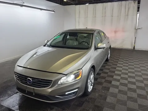 Green 2015 Volvo S60 T5 Platinum for sale in Milford, CT