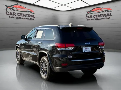 Another view of 2020 Jeep Grand Cherokee Limited for sale in Milford, CT at Car Central Milford