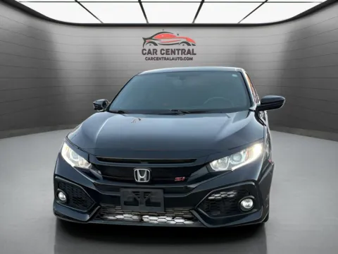 More photos of 2017 Honda Civic Si at Car Central Milford, CT