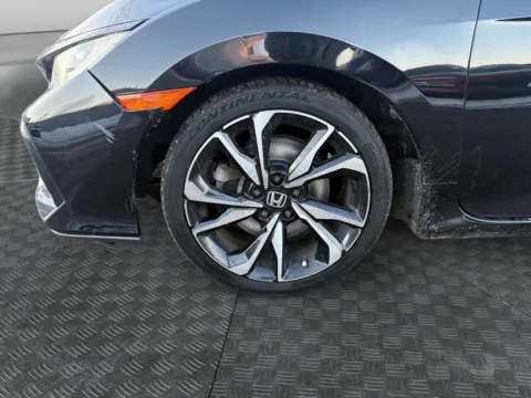 More photos of 2017 Honda Civic Si at Car Central Milford, CT