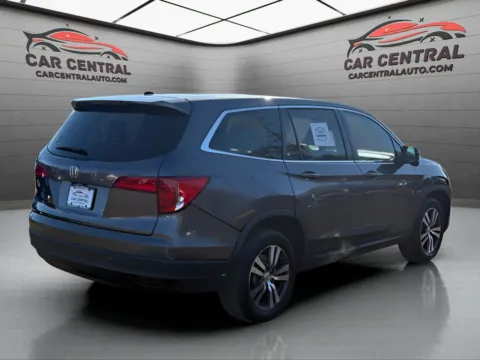 More photos of 2017 Honda Pilot EX-L at Car Central Milford, CT