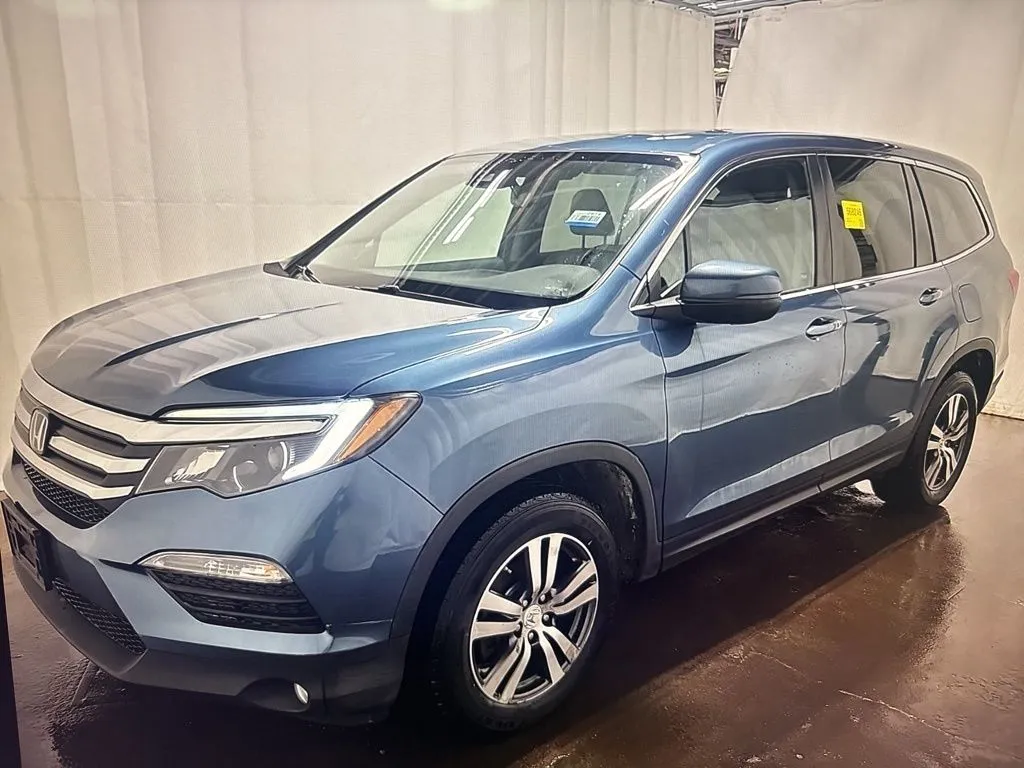 Red 2016 Honda Pilot EX-L for sale in Milford, CT