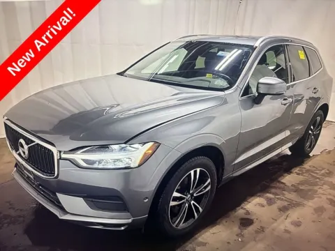 Gray 2019 Volvo XC60 T5 Momentum for sale in Milford, CT