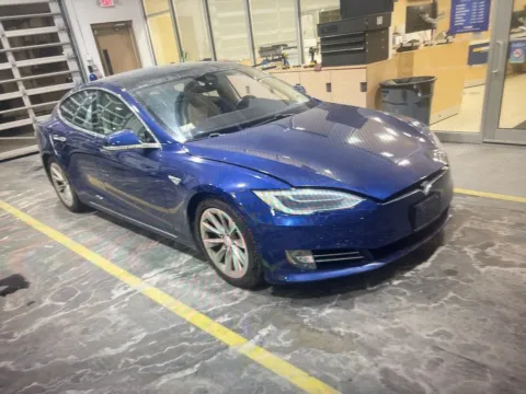 More photos of 2016 Tesla Model S 75D at Car Central Milford, CT