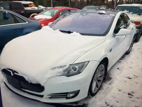 Black 2015 Tesla Model S 70D for sale in Milford, CT