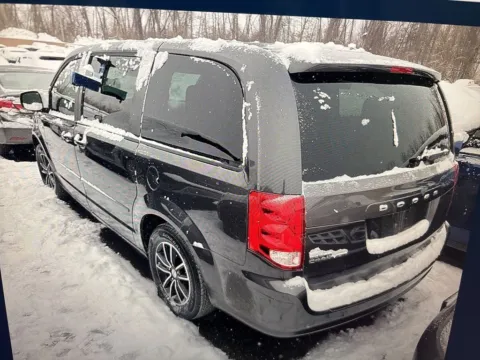 Another view of 2014 Dodge Grand Caravan SE for sale in Milford, CT at Car Central Milford