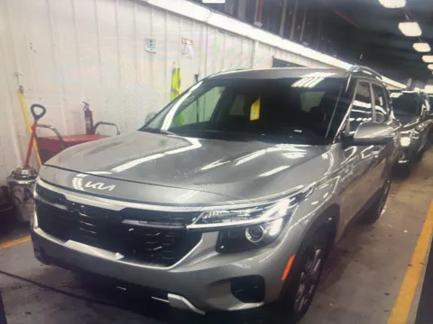 Gray 2024 Kia Seltos S for sale in Milford, CT