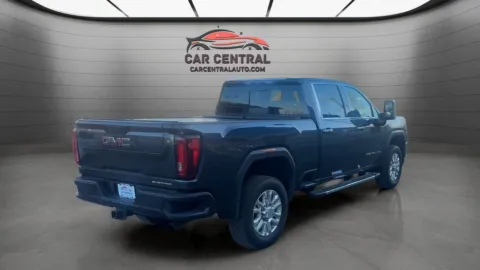 More photos of 2022 GMC Sierra 2500HD Denali at Car Central Milford, CT