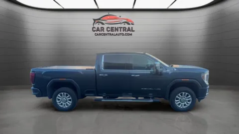 More photos of 2022 GMC Sierra 2500HD Denali at Car Central Milford, CT