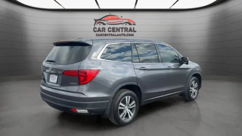 More photos of 2017 Honda Pilot EX-L at Car Central Milford, CT