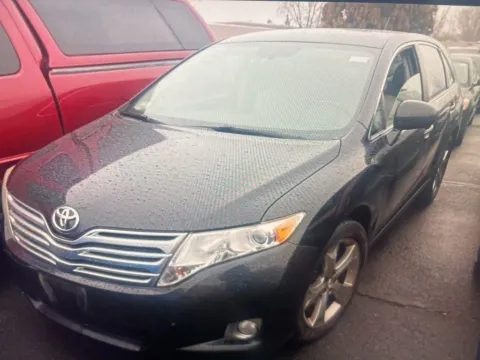 Black 2011 Toyota Venza XLE for sale in Milford, CT