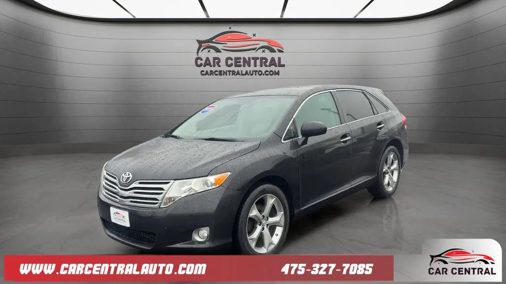2011 Toyota Venza XLE for sale in Milford, CT