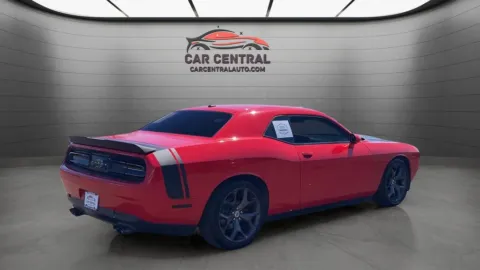 More photos of 2019 Dodge Challenger R/T at Car Central Milford, CT