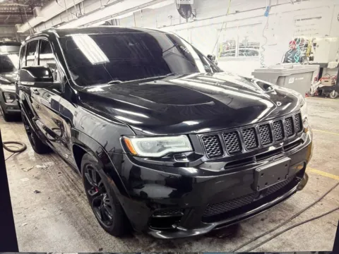 More photos of 2017 Jeep Grand Cherokee SRT at Car Central Milford, CT