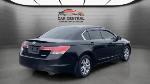 More photos of 2011 Honda Accord SE at Car Central Milford, CT