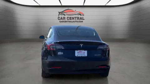 More photos of 2020 Tesla Model 3 Long Range at Car Central Milford, CT