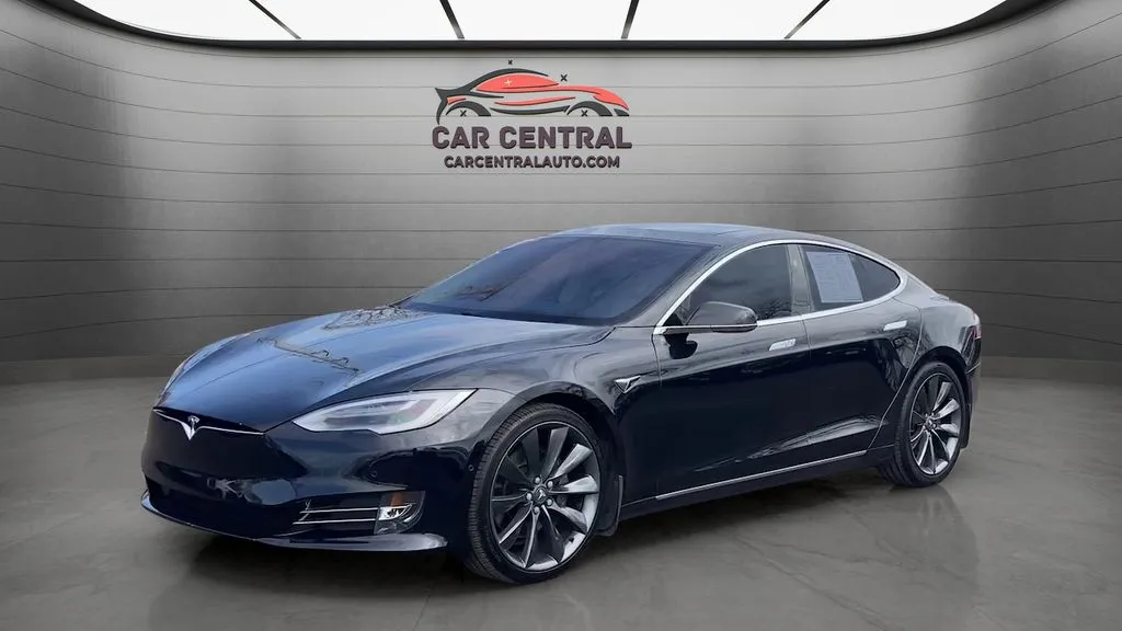 2017 Tesla Model S 90D