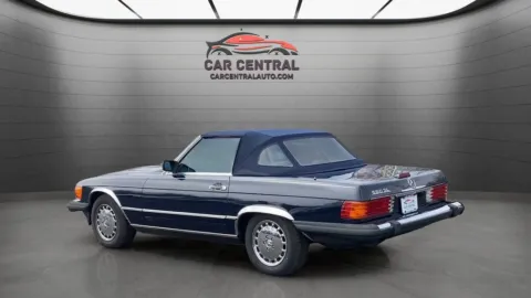 Another view of 1988 Mercedes-Benz 500-Class 560 SL for sale in Milford, CT at Car Central Milford
