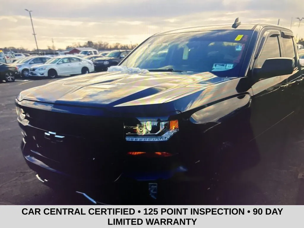 Black 2018 Chevrolet Silverado 1500 LT for sale in Milford, CT