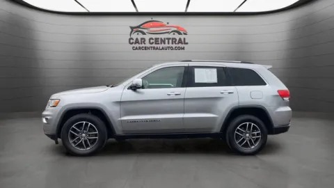 Another view of 2017 Jeep Grand Cherokee Limited for sale in Milford, CT at Car Central Milford
