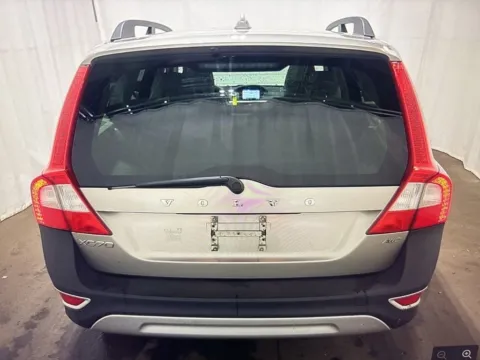 Another view of 2013 Volvo XC70 3.2 Platinum for sale in Milford, CT at Car Central Milford