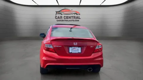 More photos of 2012 Honda Civic Si at Car Central Milford, CT