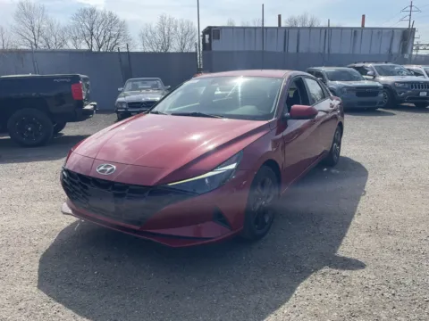 Photos of 2022 Hyundai ELANTRA SEL for sale in Milford, CT at Car Central Milford