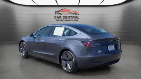 More photos of 2018 Tesla Model 3 Long Range at Car Central Milford, CT