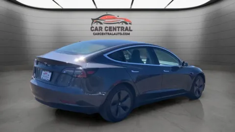 More photos of 2018 Tesla Model 3 Long Range at Car Central Milford, CT