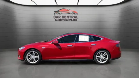 Photos of 2015 Tesla Model S 85D for sale in Milford, CT at Car Central Milford