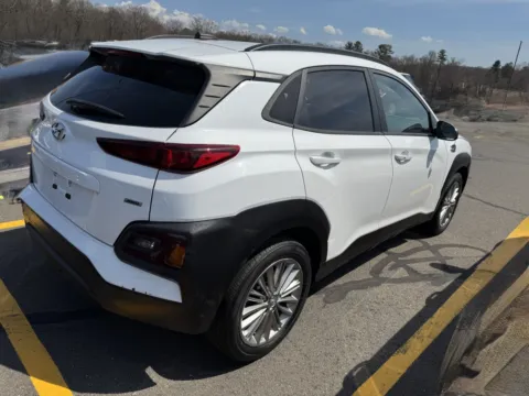 More photos of 2021 Hyundai KONA SEL at Car Central Milford, CT